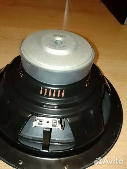 Сабвуфер 12 Sony Xplod 1800