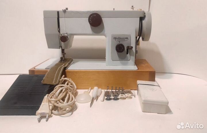 Швейная машина чайка 134