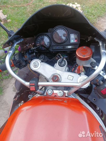 Honda cbr900rr