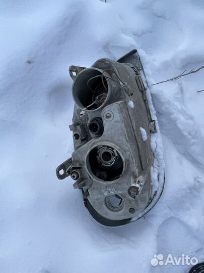 Фары от волги 3110