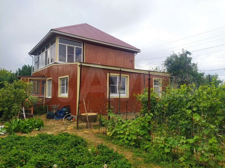 Дом 163,9 м² на участке 12 сот.