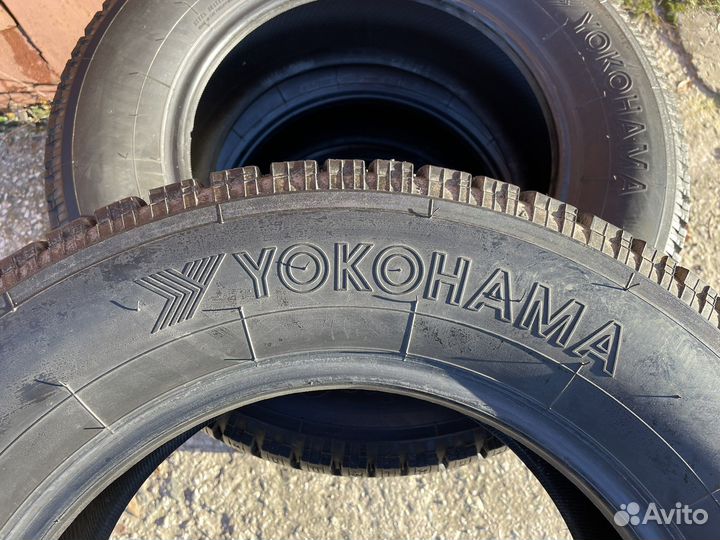 Yokohama Ice Guard F700Z 215/70 R16 100Q