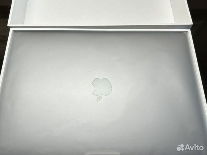 Apple MacBook Air 13 M1/256 Space Gray на гарантии