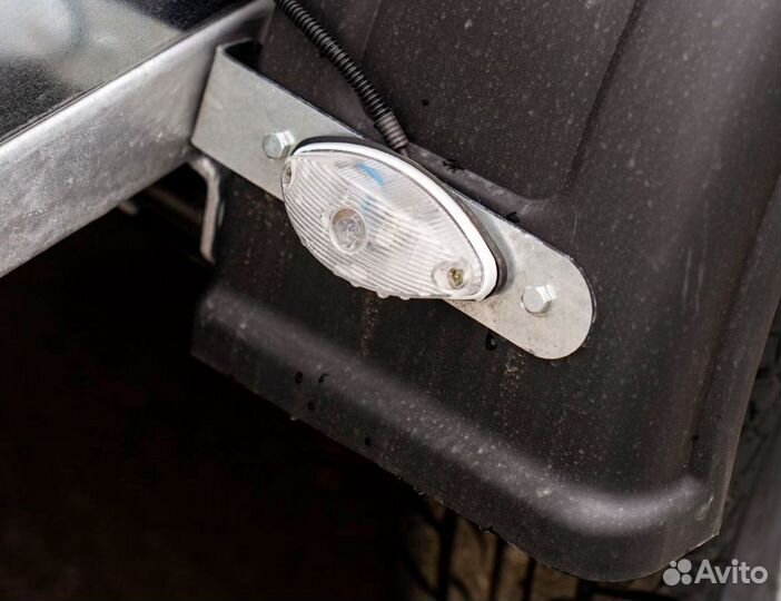 Прицеп легковой двухосный 2.5м на 1.5м Титан