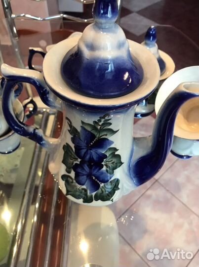 Фарфоровый сервиз