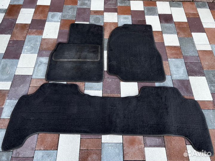 Автомобильные коврики toyota Land Cruiser 100