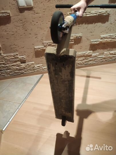 Продам трюковой самокат