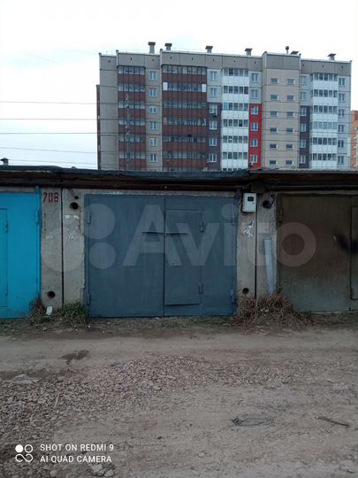 Гараж, > 30 м²