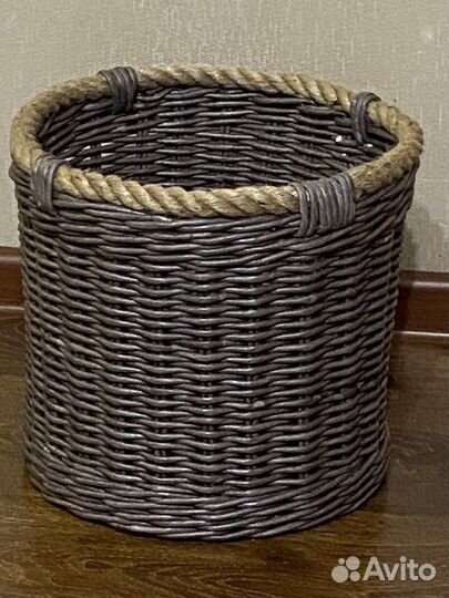 Корзина плетеная для хранения и интерьера