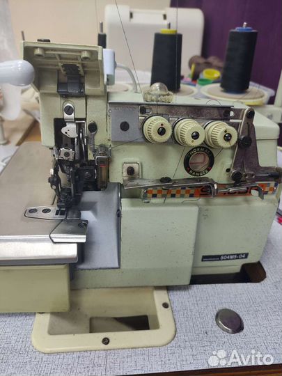 Продается промышленный оверлог, трехнитка