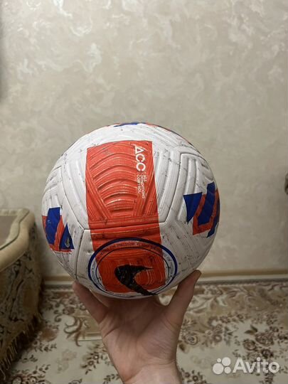 Футбольный мяч nike flight