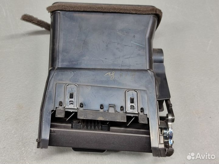 Дефлектор салона правый Toyota Camry V50