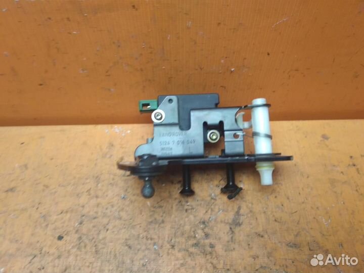 Активатор замка багажника Land Rover Discovery 3