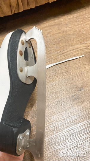 Коньки фигурные