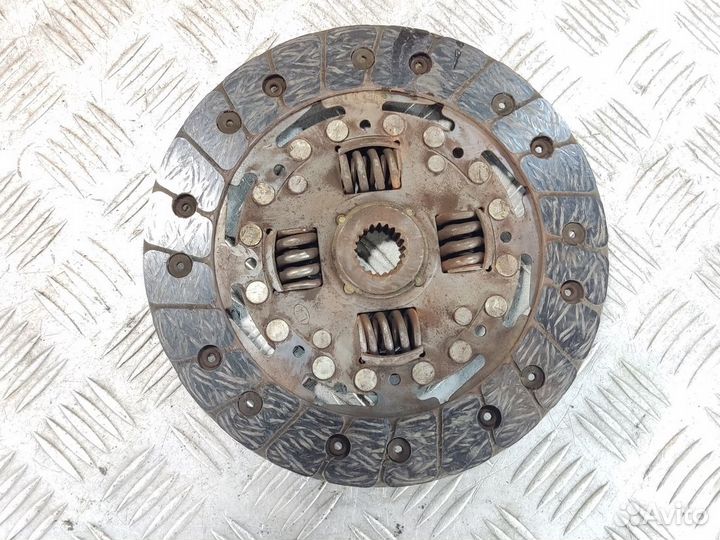 Диск сцепления Mitsubishi Lancer 9
