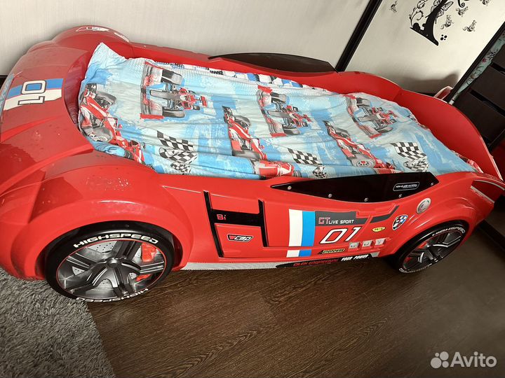 Кровать машина для мальчика бу