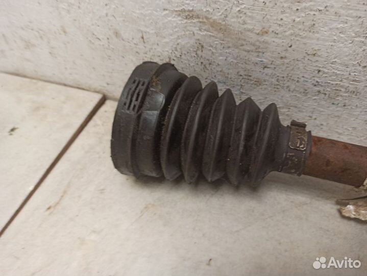Привод передний левый 391015451R