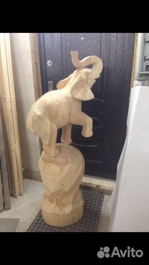 Скульптура из дерева 
