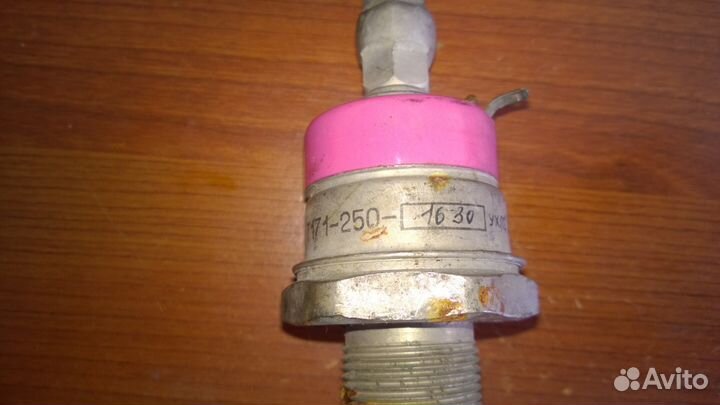 Теристор силовой