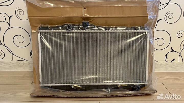 Радиатор охлаждения toyota camry /vista. 3 SFE