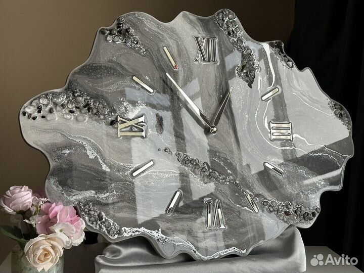 Часы из эпоксидной смолы 70 см в ассортименте