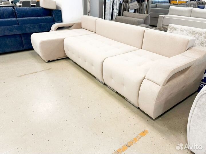 Большой модульный диван 