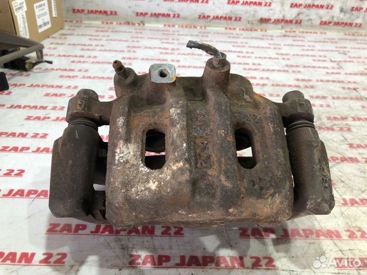 Суппорт передний левый Mitsubishi Challenger K97