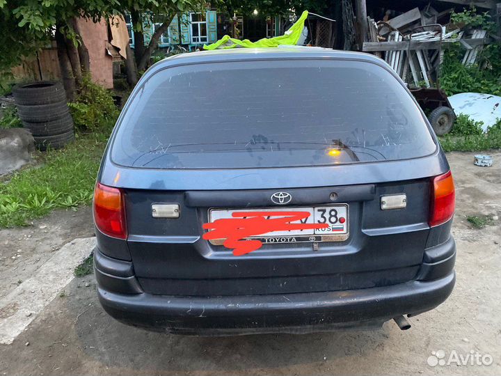 Toyota Caldina ET196 5EFE в разбор