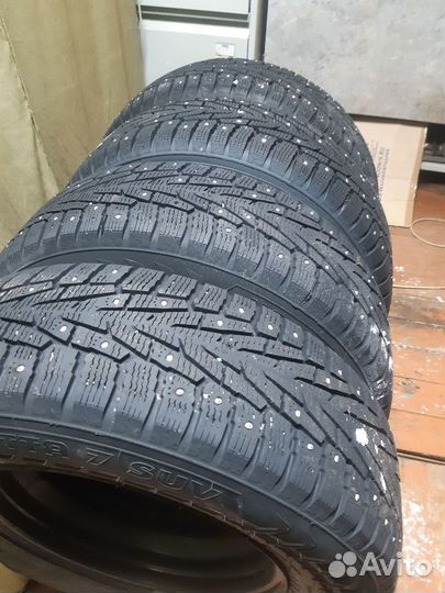 Колеса зимние в сборе 215/70 R16 5/114.3 ET38D67,1