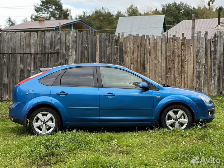 Ford Focus 1.6 МТ, 2005, 215 000 км