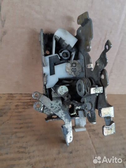 Замок двери Мерседес Спринтер