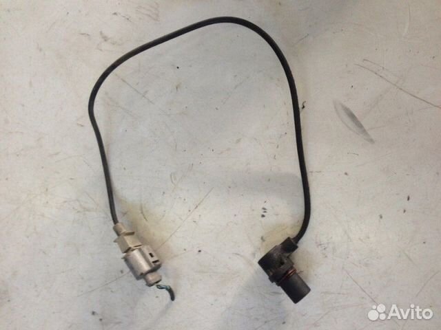 Датчик коленвала Volkswagen Passat 1.6 1999