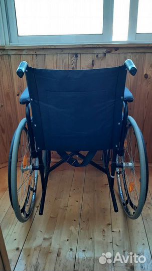 Инвалидная коляска