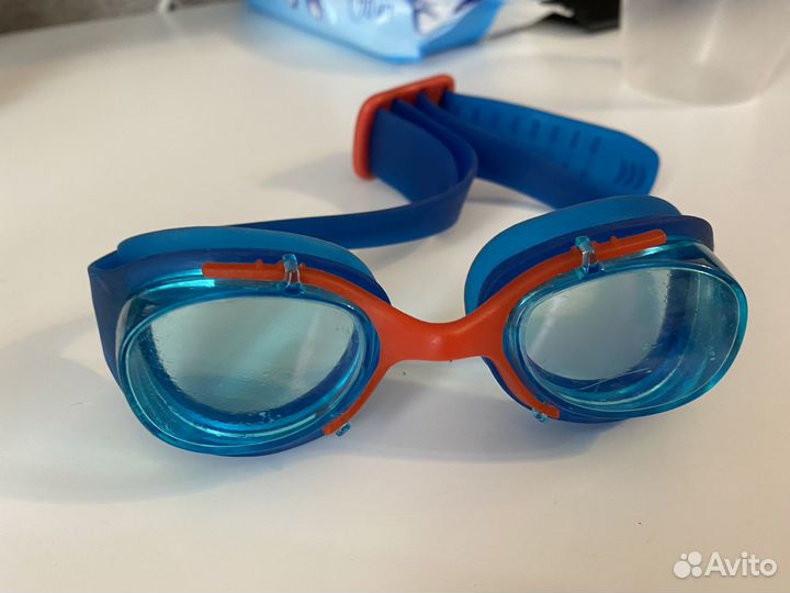 Очки для бассейна
