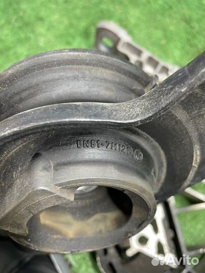 Опора кпп Volvo V40 B4164T 2014