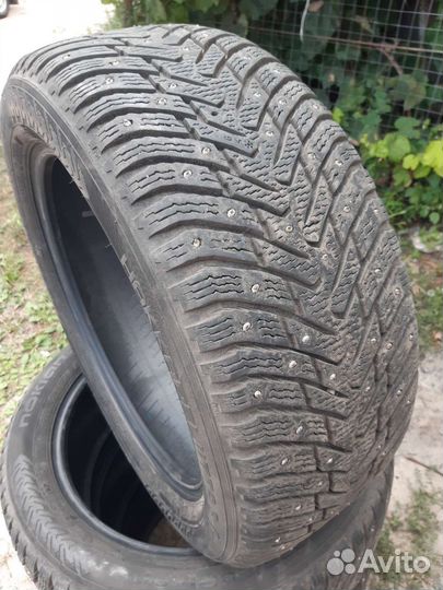 Nokian Tyres Hakkapeliitta 8 225/50 R17