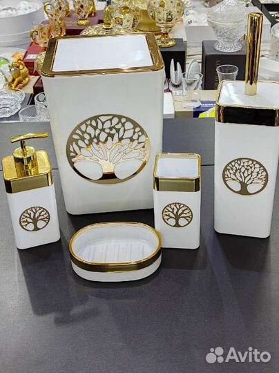 Набор в ванную комнату