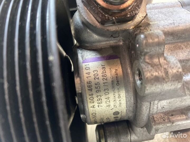 Насос гидроусилителя руля Mercedes Benz E320 W211