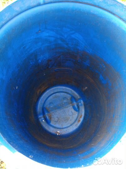 Бочка пластиковая садовая