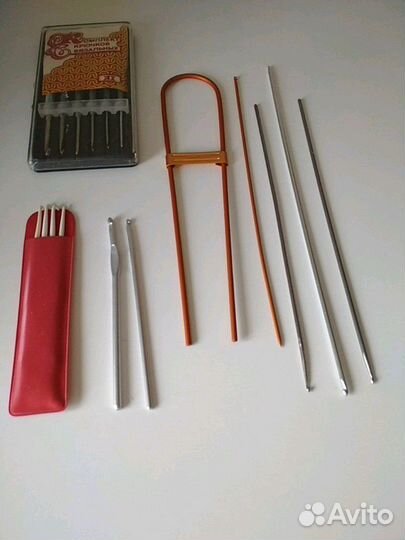 Пяльцы, спицы и крючки для вязания