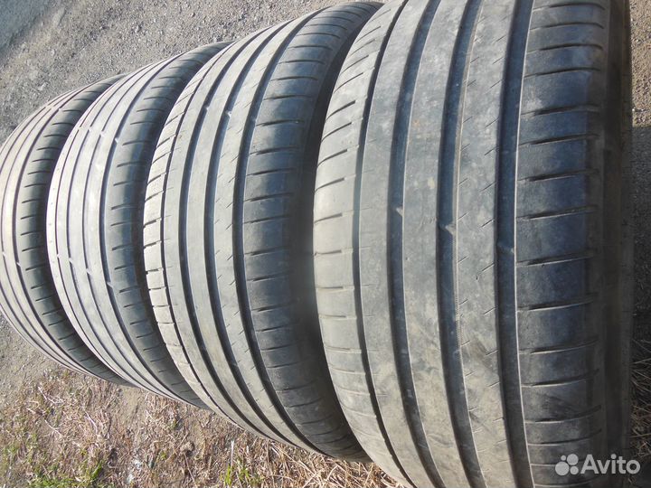 Michelin Pilot Sport 4 SUV 255/50 R19