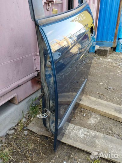 Задняя левая дверь Chevrolet Rezzo