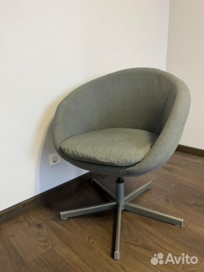 Skruvsta IKEA 504.029.95 Рабочий стул Исан серый