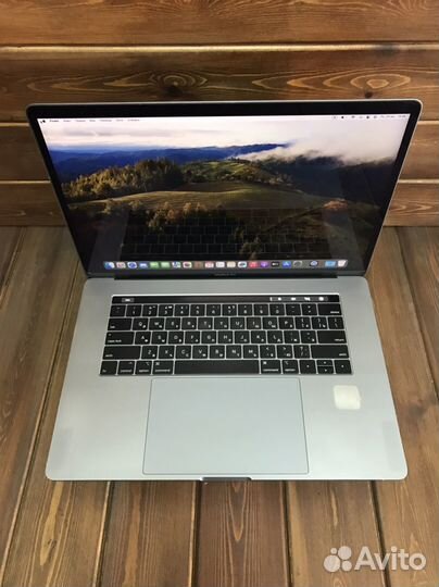 Macbook Pro 15 2018 i7 32gb 512ssd