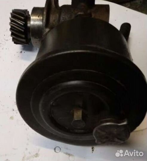 Насос гур для двигателея F17, F19 EF750 с бачком