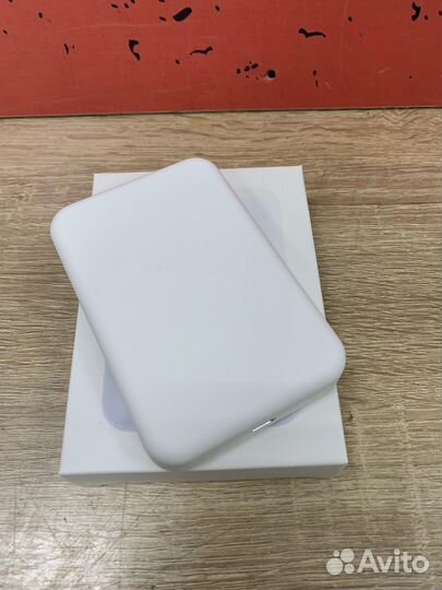 Внешний Power Bank аккумулятор для iPhone