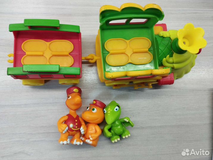 Поезд динозавров