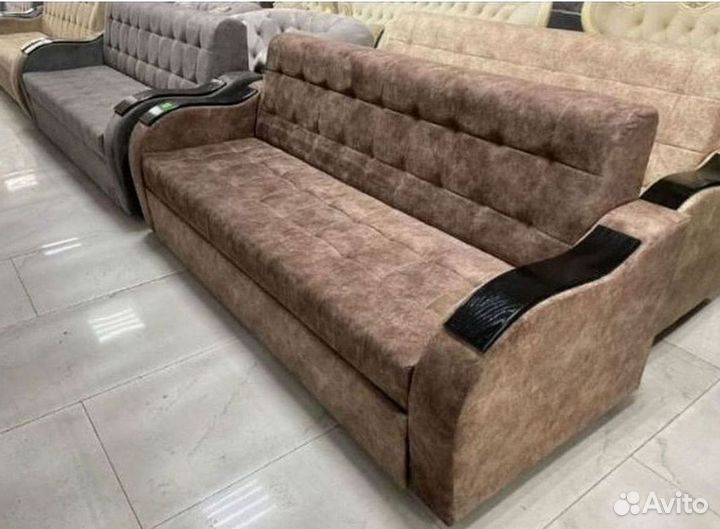 Прямой диван в наличии не б/у