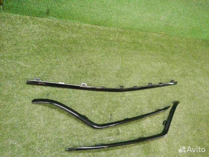 Молдинг переднего бампера Mercedes-Benz GLE