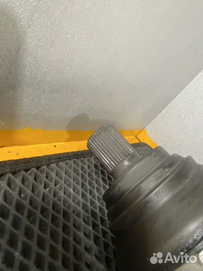 Привод передний левый для VW passat cc